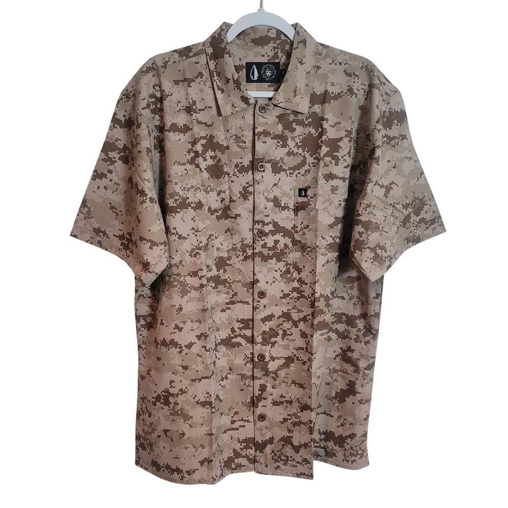 TACHUNTFISH AOR1 Mens‎ XL Digital Desert Camo Short Sleeve Button Up Shirt NEW